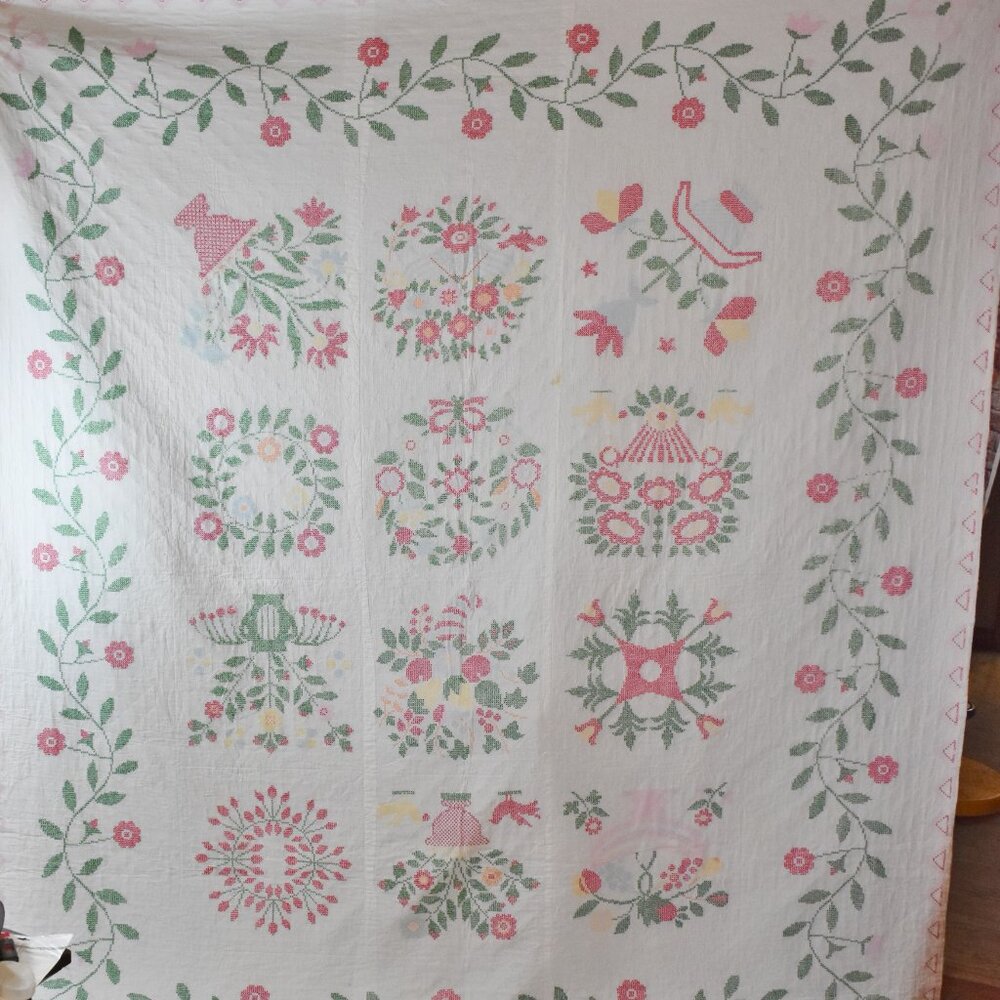 Vintage Handmade Cross Stitched Quilt Embroidered Baltimore Album Quilt 72 X 62 - Picture 4 of 13